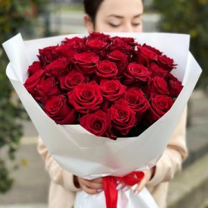 Eternal Devotion Bouquet: A beautiful arrangement showcasing 31 roses, each representing a day of the month, expressing enduring love and commitment, perfect for special occasions or heartfelt gestures.