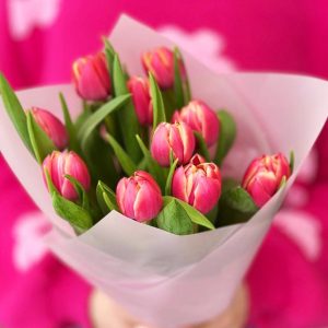 Rose Petal Tulips: A stunning bouquet of pink tulips, representing softness, grace, and tenderness, perfect for expressing love and affection.