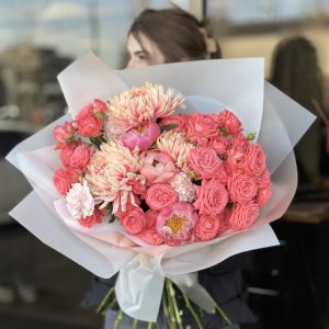 Elevate your expressions of love with 'Flowery Language of Love' bouquets - exquisite arrangements designed to convey heartfelt sentiments through the beauty of blooms. Explore our enchanting floral creations today!