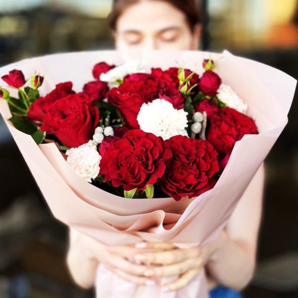 Romantic Rose Garden Bouquet showcasing luxurious roses, delicate dianthuses, unique brunia, and whimsical spray roses for a charming and romantic display.