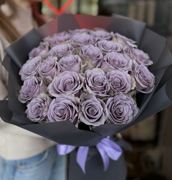 24 lavender roses bouquet, 'My Heart's Desire', romantic floral arrangement for special occasions.